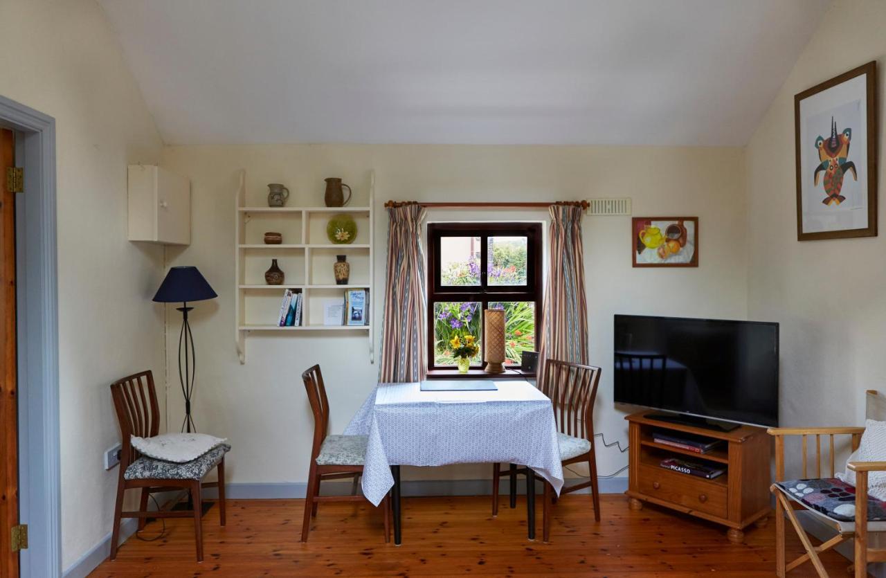 Sea View 1-Bed Cottage With Private Garden Skibbereen Exterior photo